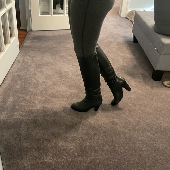 Colin Stuart knee boots - Picture 3 of 8